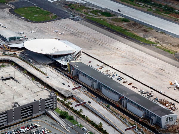 2005_airport_luis_munoz_marin_402.jpg